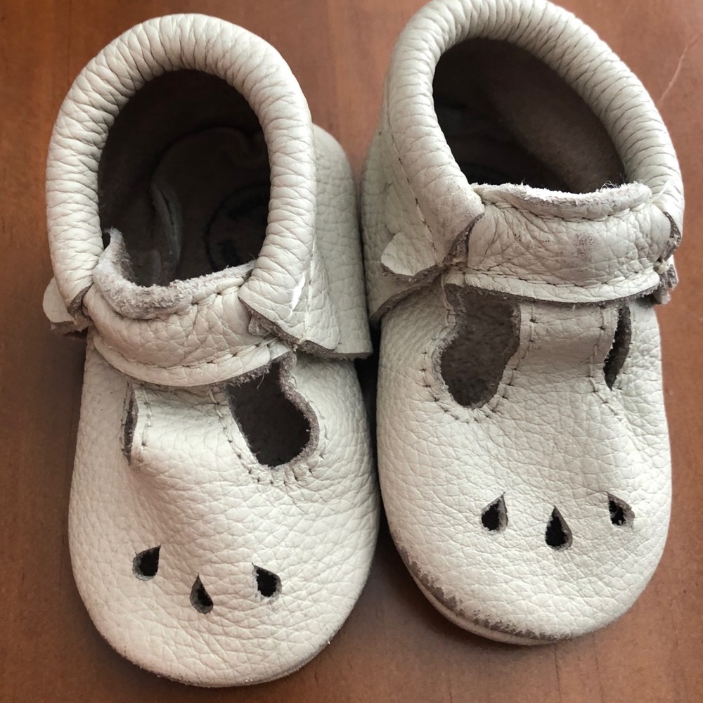 Freshly Picked Mary Jane moccasins size 3